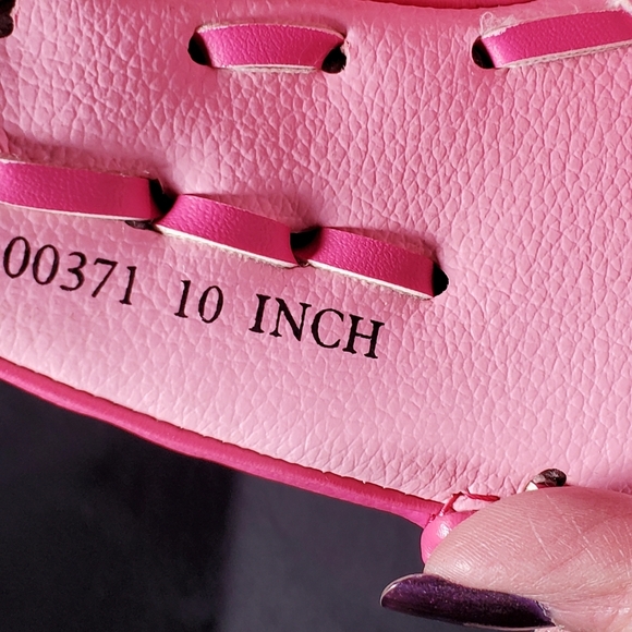 Little League Baseball Glove - Picture 7 of 11